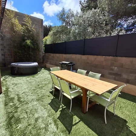 Le 421, Maison D'Hotes Jacuzzi Entre Amis,Familles Beziers Exterior photo